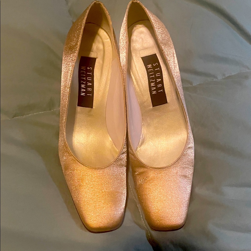 Stuart Weitzman Vintage Gold Shimmer Heels 7B Pump